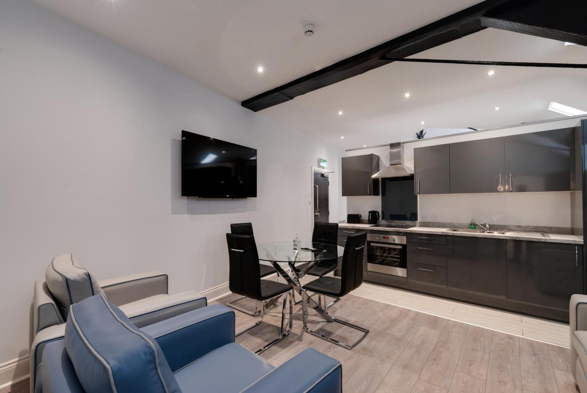 Temple Court Cavern Quarter Apartments By Happy Days 리버풀 외부 사진