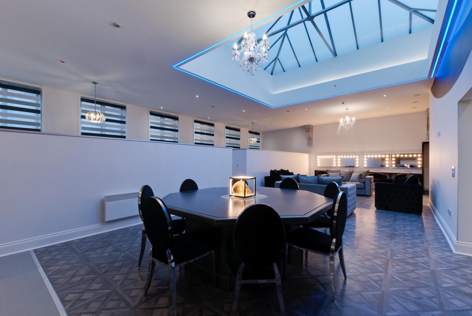 Temple Court Cavern Quarter Apartments By Happy Days 리버풀 외부 사진