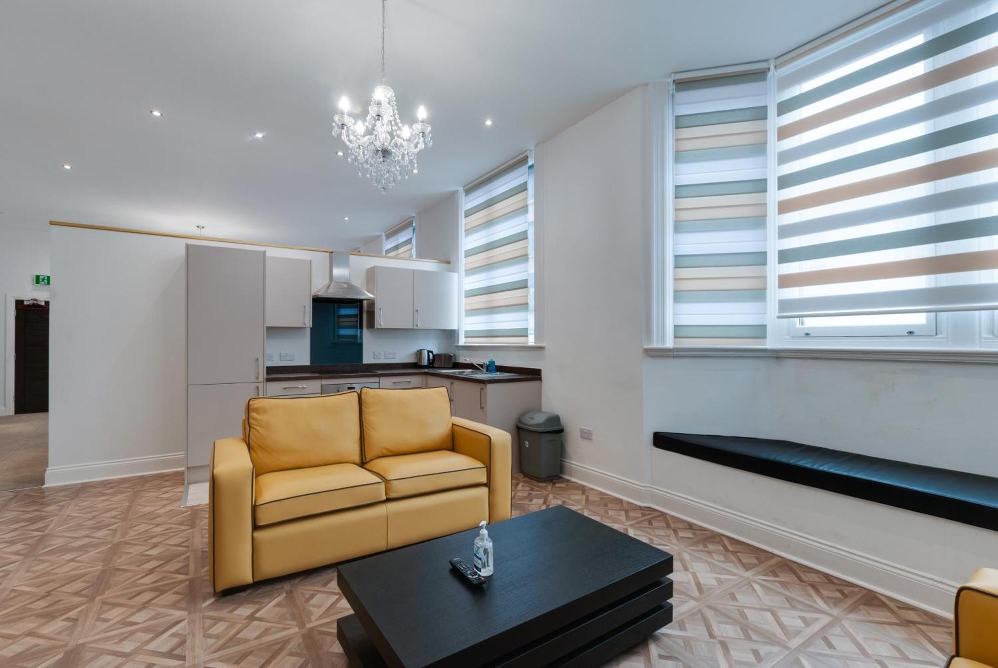 Temple Court Cavern Quarter Apartments By Happy Days 리버풀 외부 사진